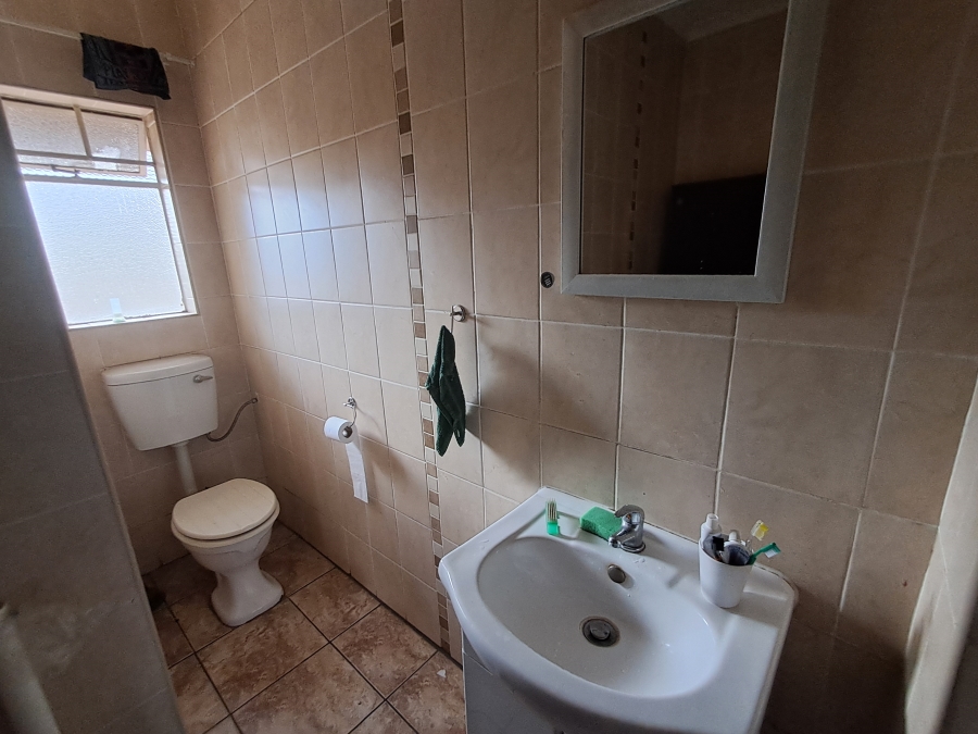 To Let 1 Bedroom Property for Rent in Vaalpark Free State